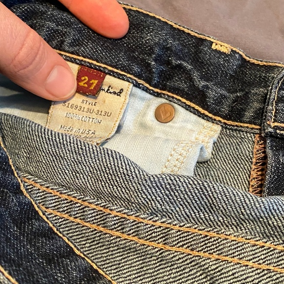 7 For All Mankind Jean Shorts - Picture 3 of 4